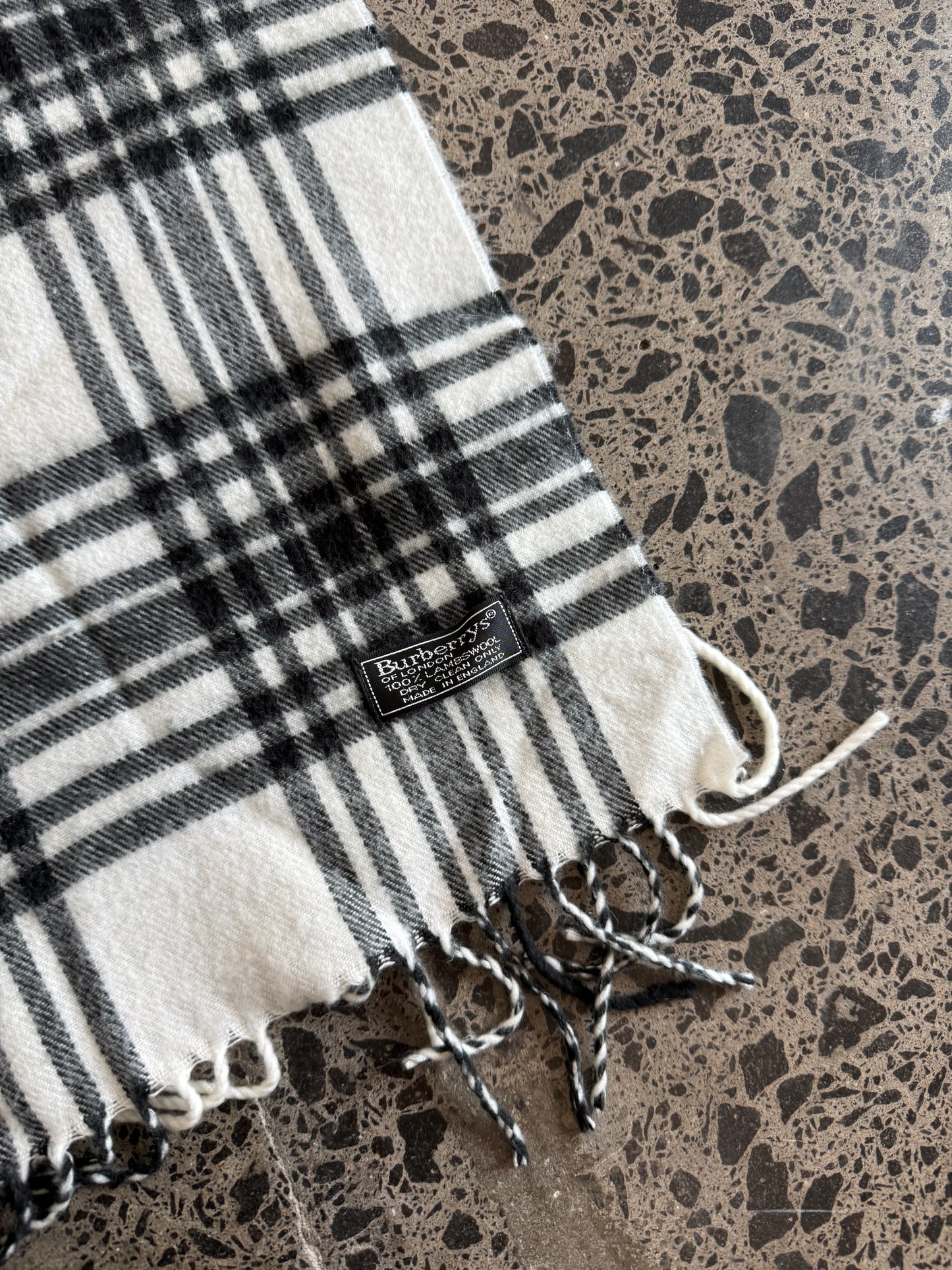 White Wool Burberry Scarf