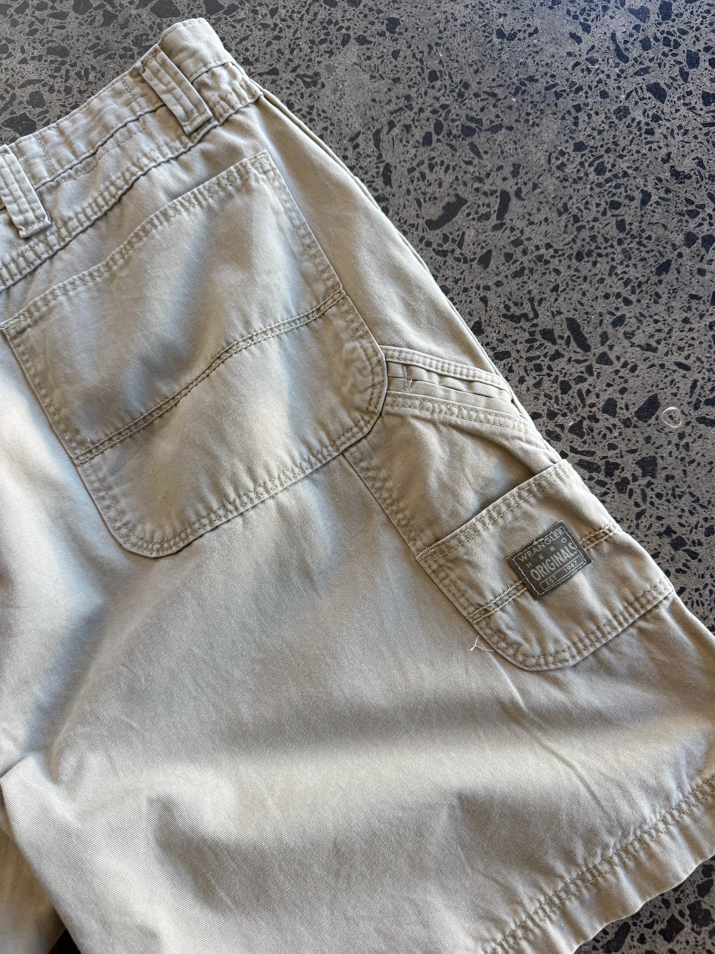 Wrangler Cargo Shorts - 32W