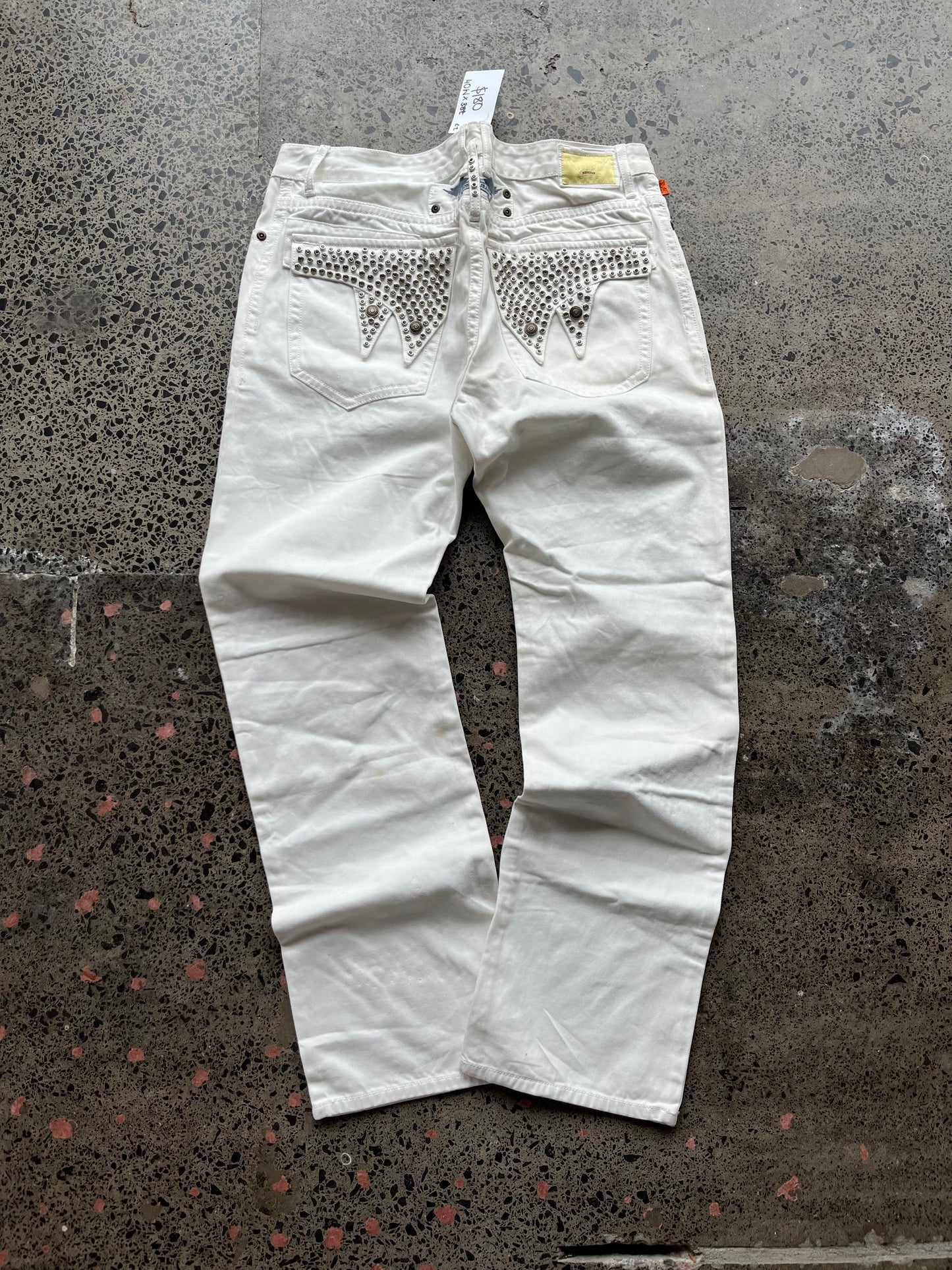 Dead stock Robin's Jeans 40W x 38L (2XL)