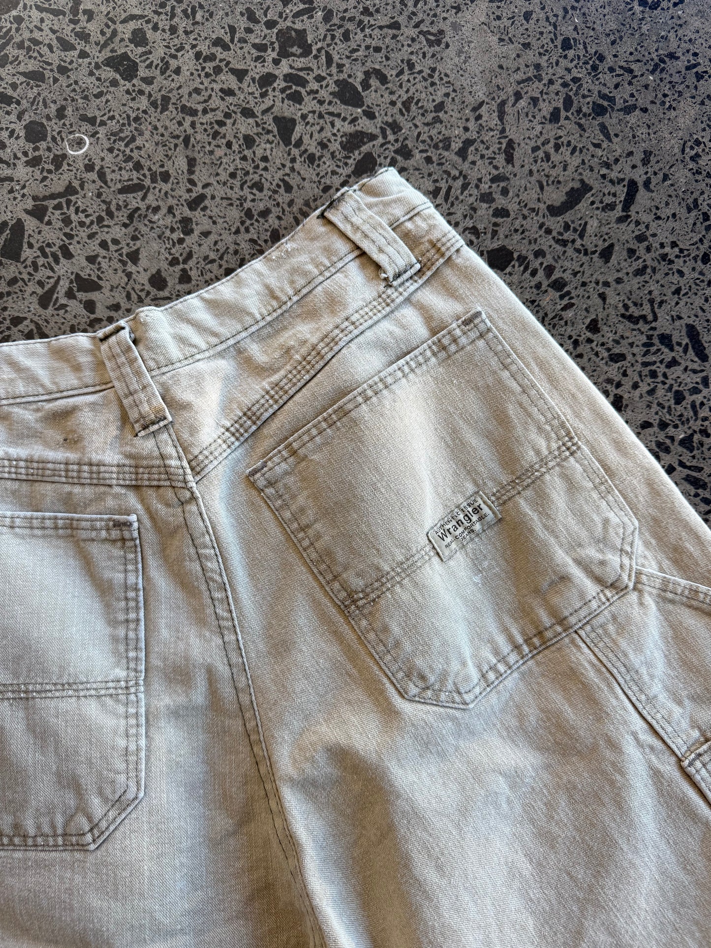 Beige Wrangler Jorts - 26W