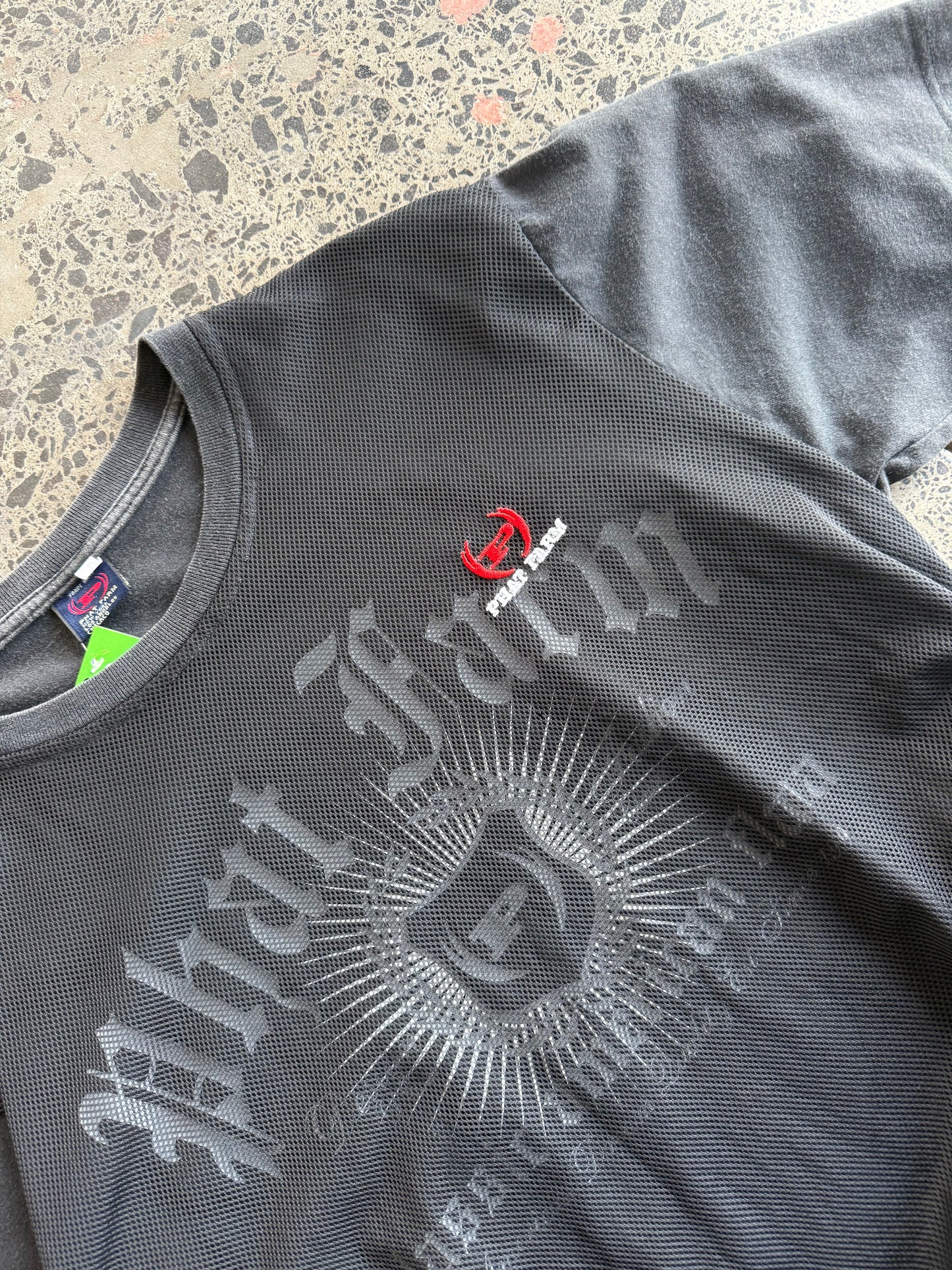 Phat Farm Mesh Cover T-shirt - Large