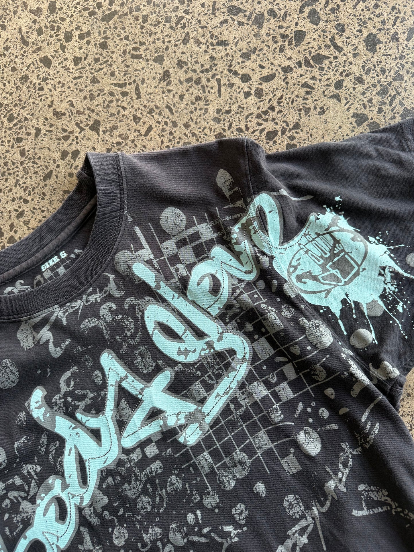 y2k Bodyglove Graphic T-shirt - S