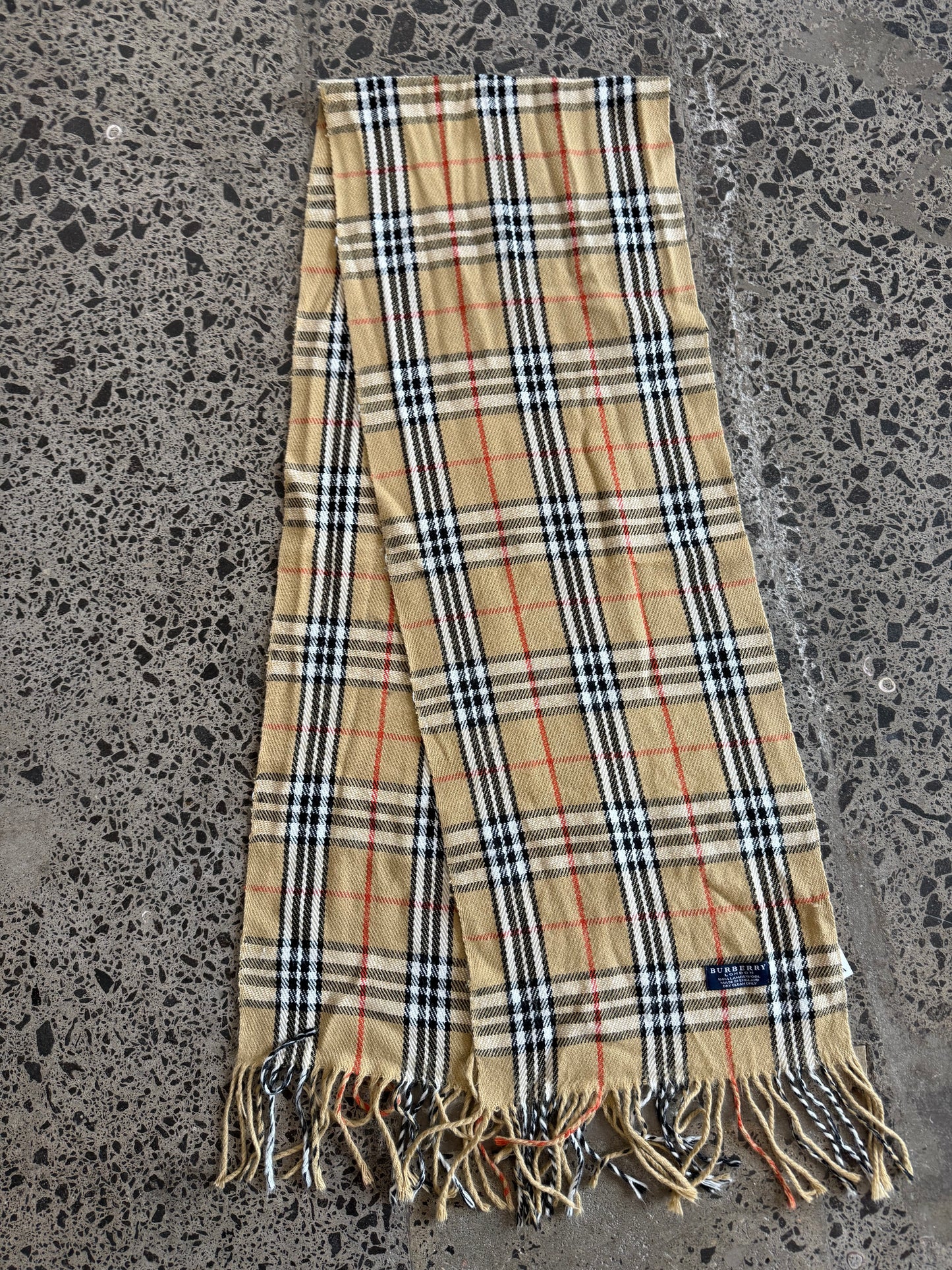 Iconic Burberry Wool Scarf