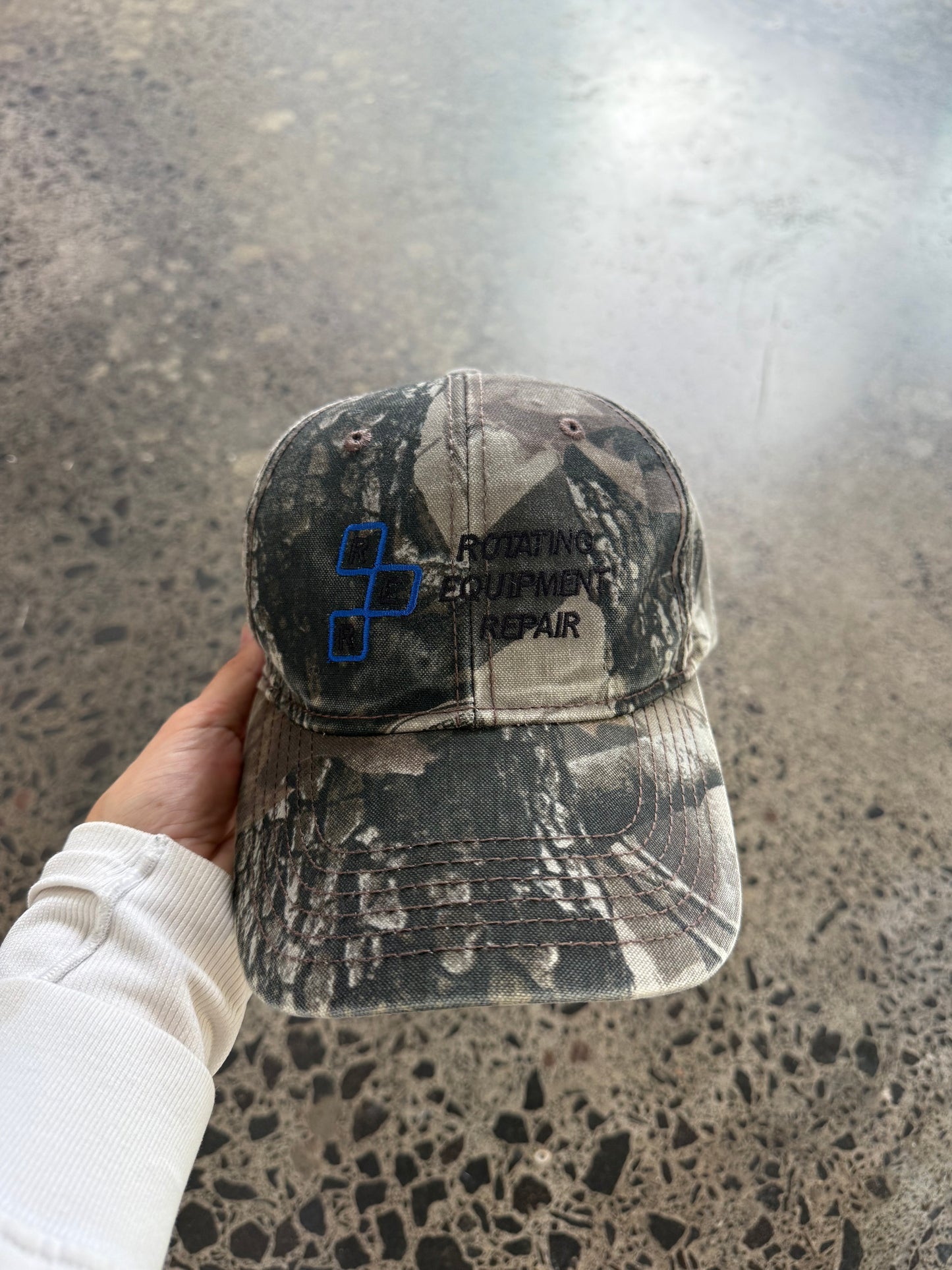 'Rotating Repair' Real Tree Camo Cap