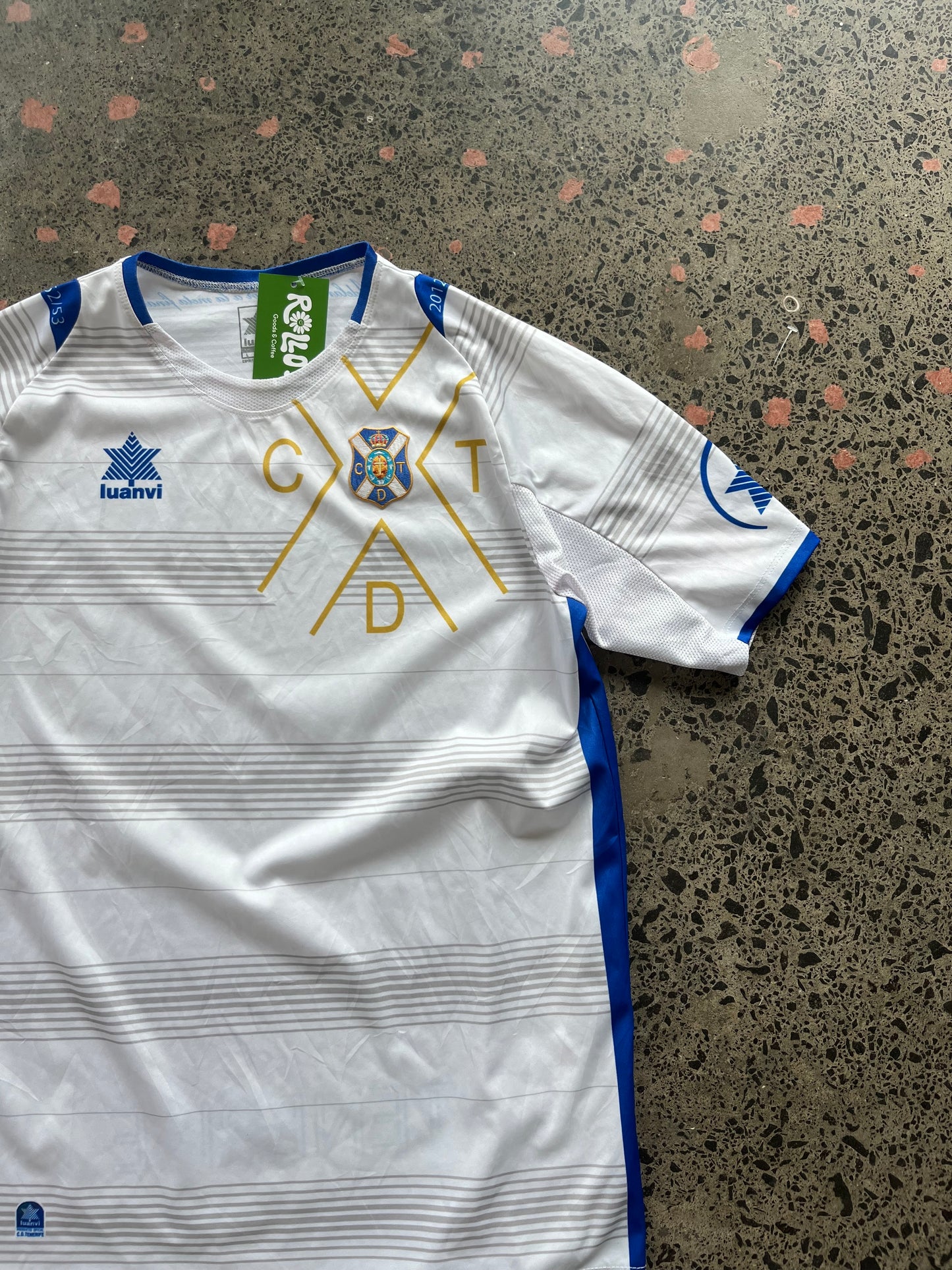 2012/13 Tenerife Home Football Kit - Large