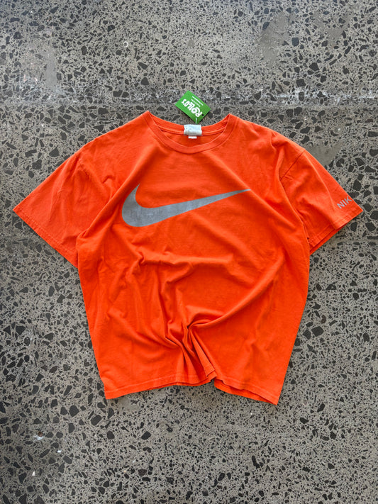 00's Nike Swoosh Tee - XL