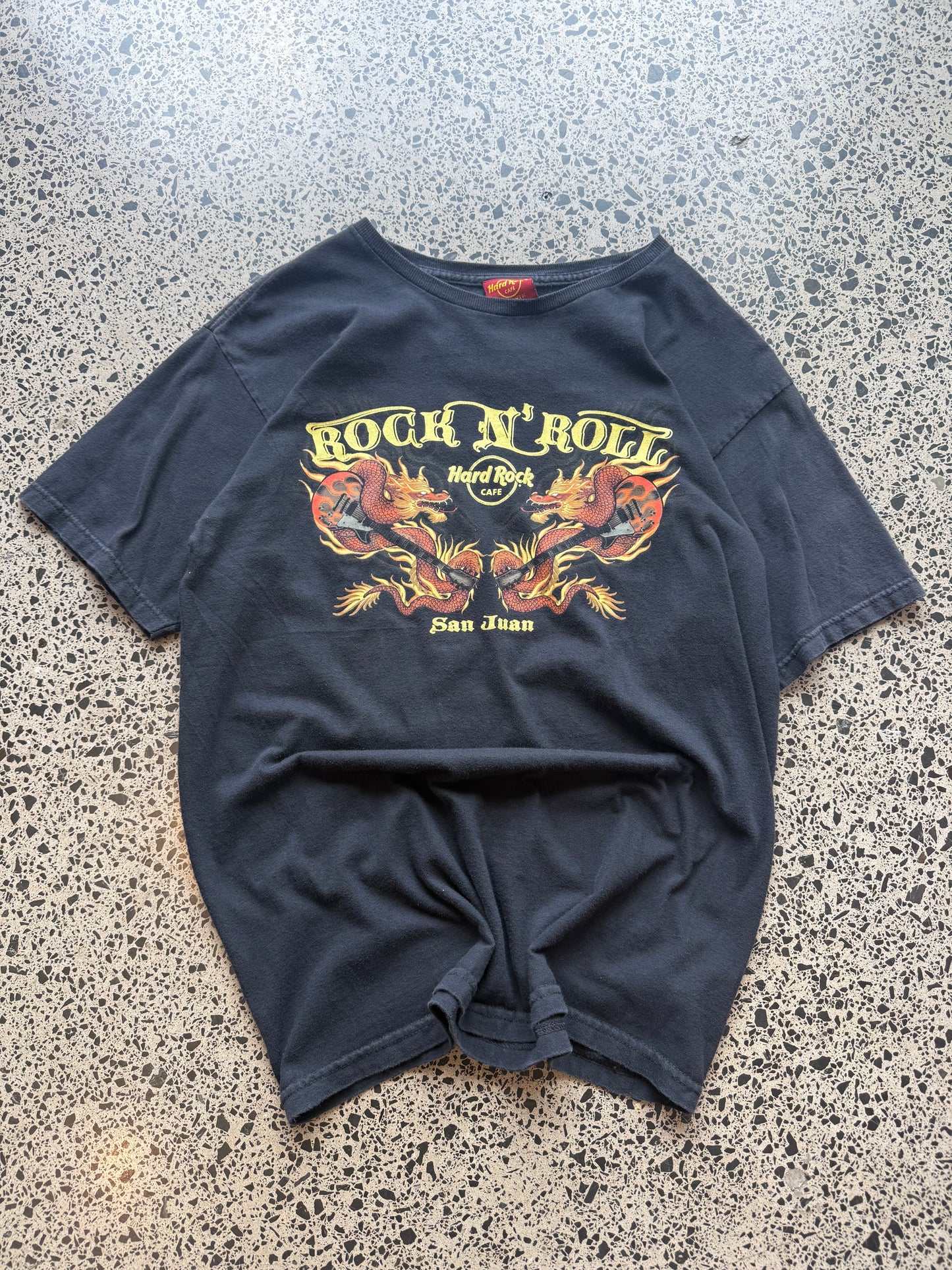 Hard Rock Dragon Tee - L