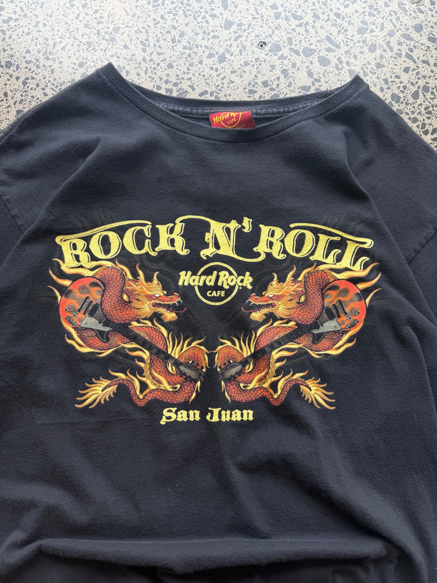 Hard Rock Dragon Tee - L