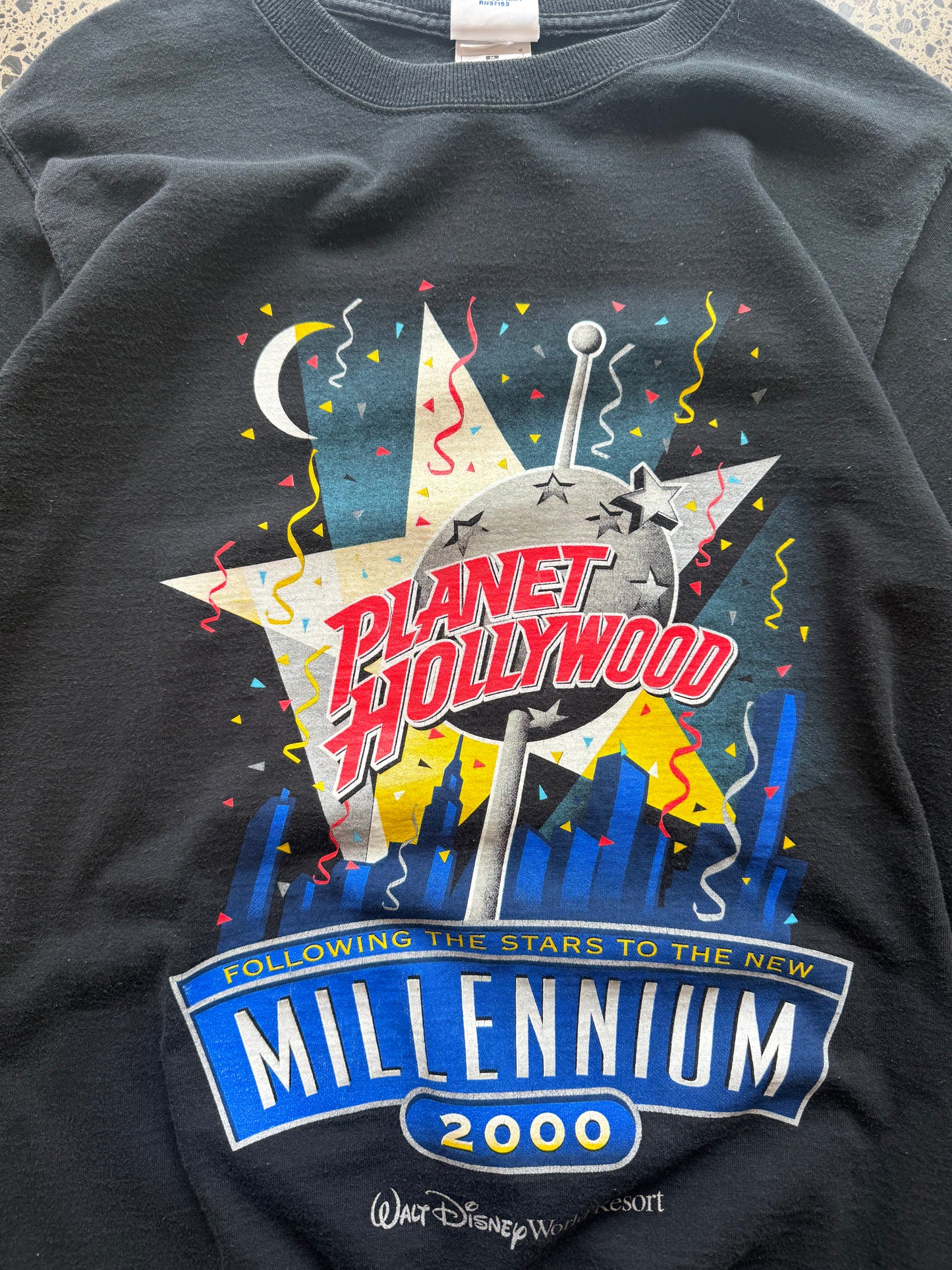 2000's Planet Hollywood 'Millennium' Tee - M