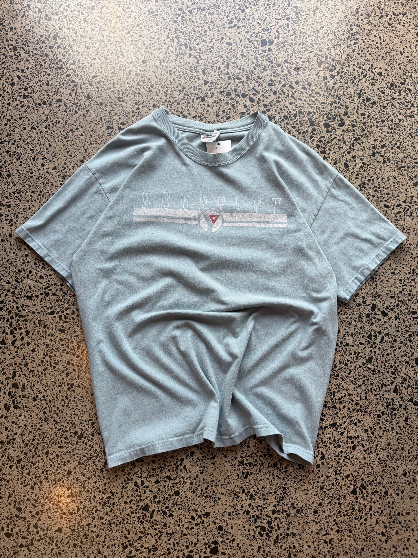 Berkeley Logo Graphic T-Shirt - L