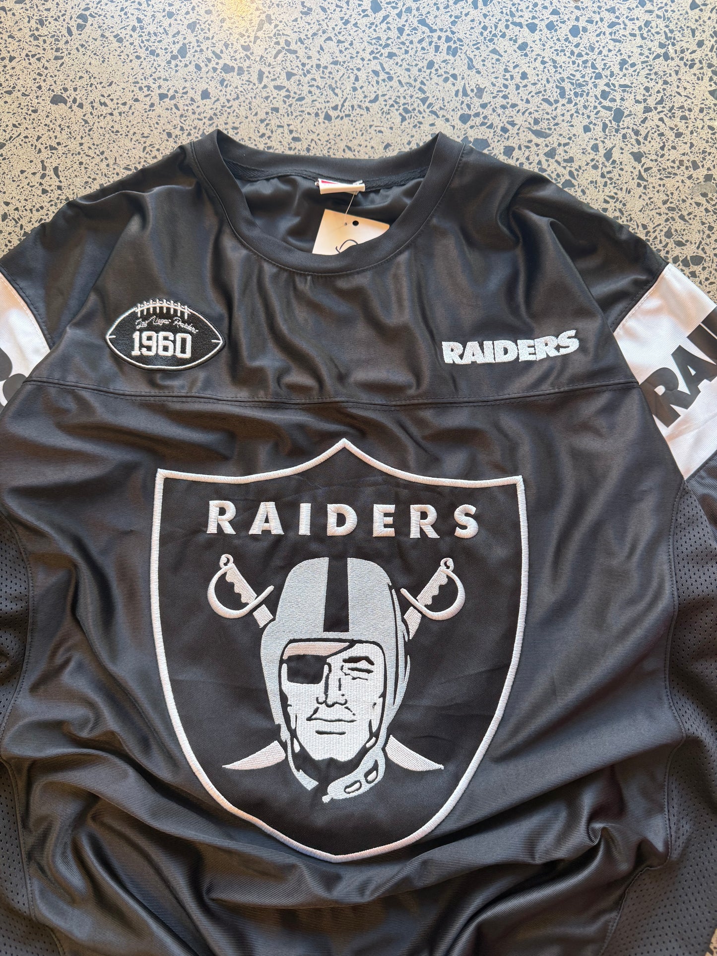 Vegas Raiders NFL Jersey - L