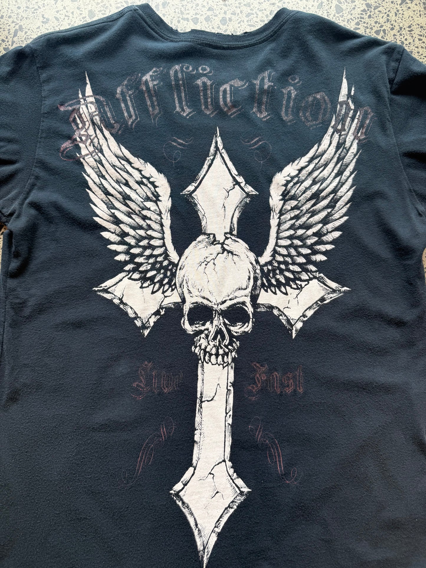Affliction Skull & Cross Tee - S