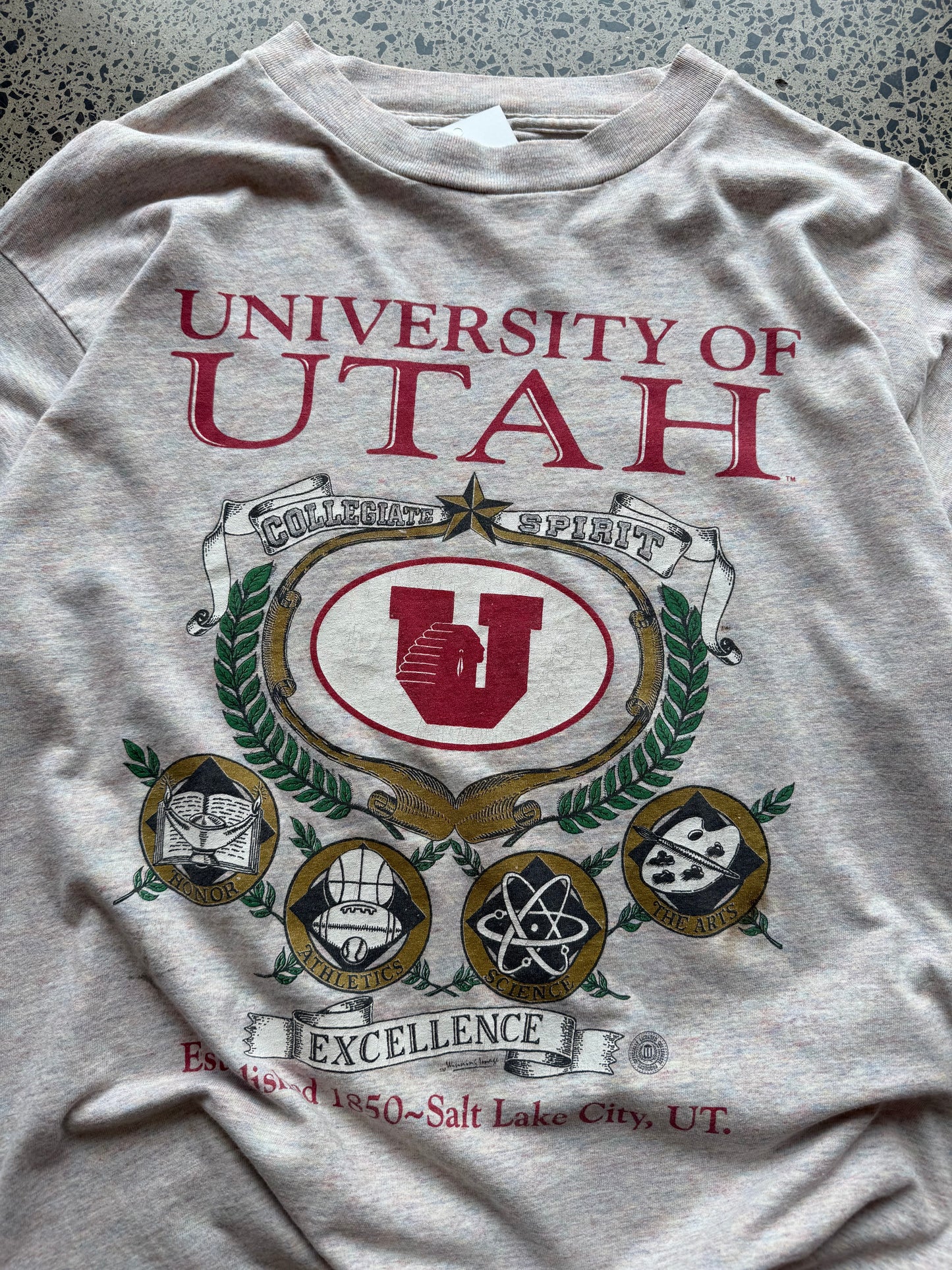 University of Utah Graphic Tee - L