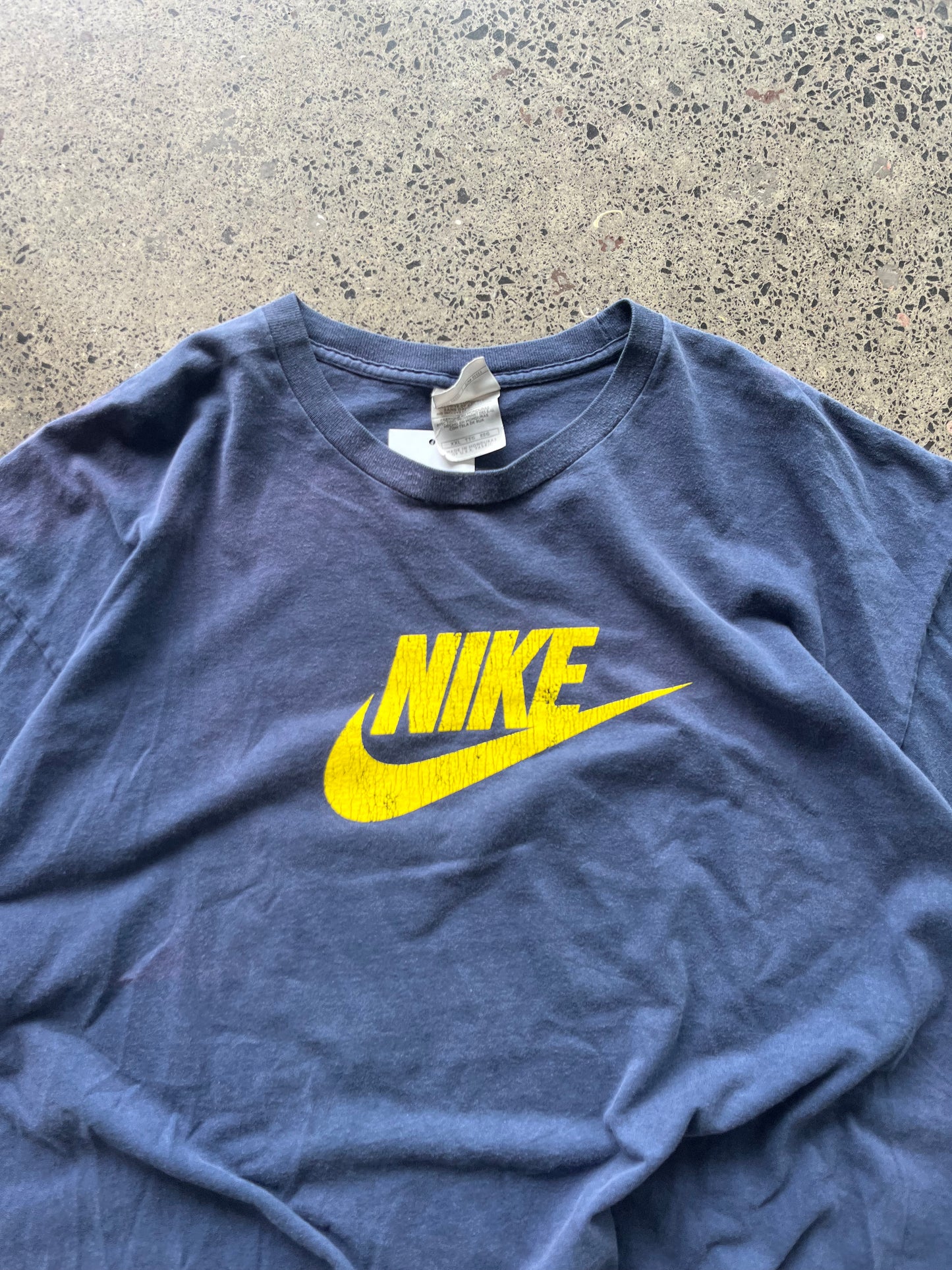 y2k Nike logo Tee - 2XL