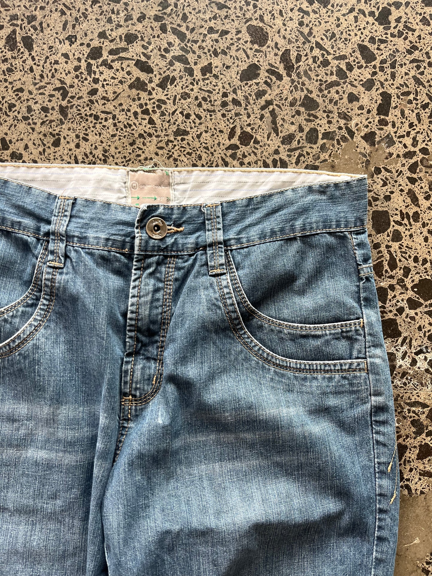 Double Pocket Blue hemmed Jorts - 34W