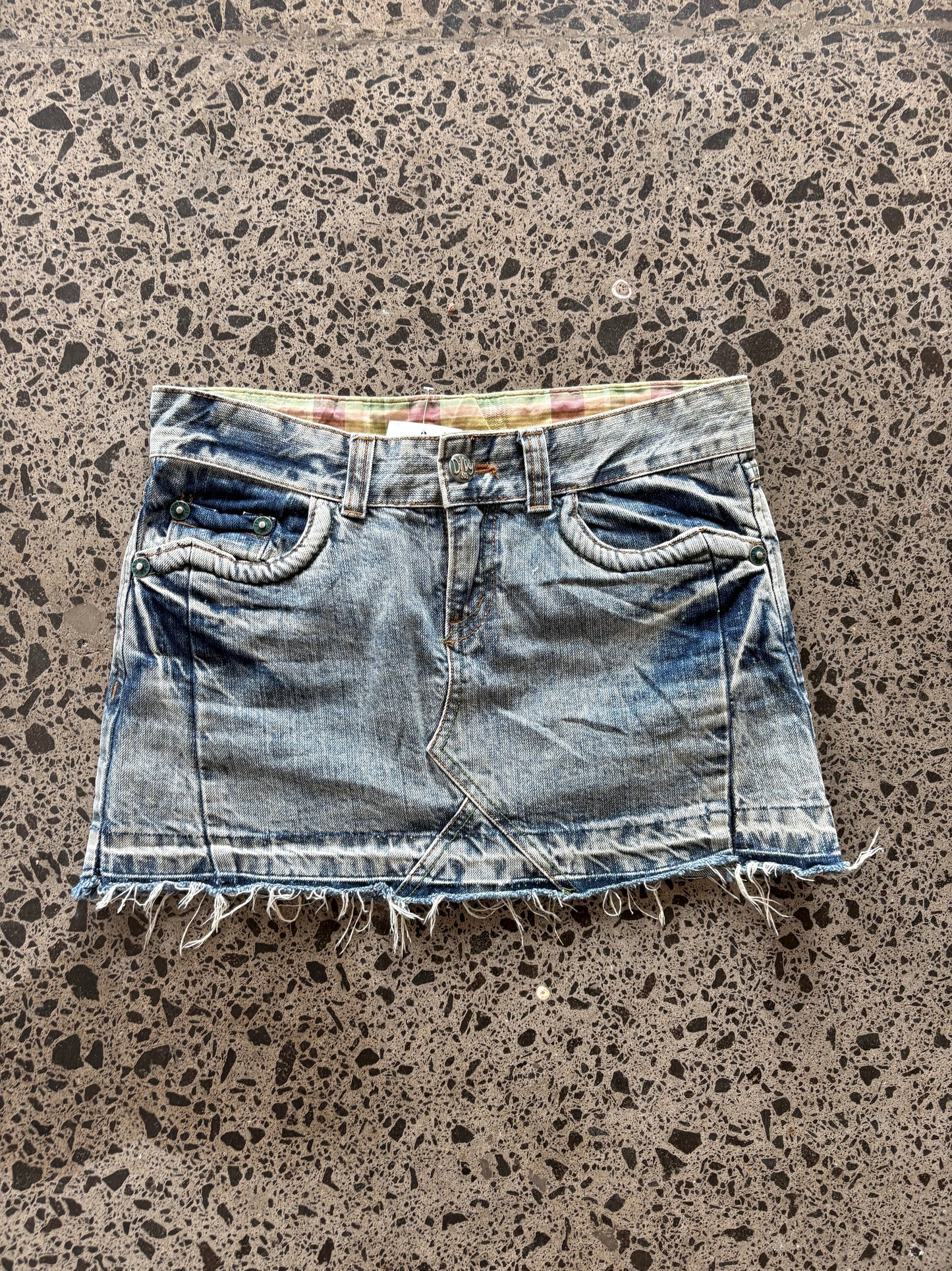 Dinky's 50's Bleach Wash Denim Mini Skirt - L