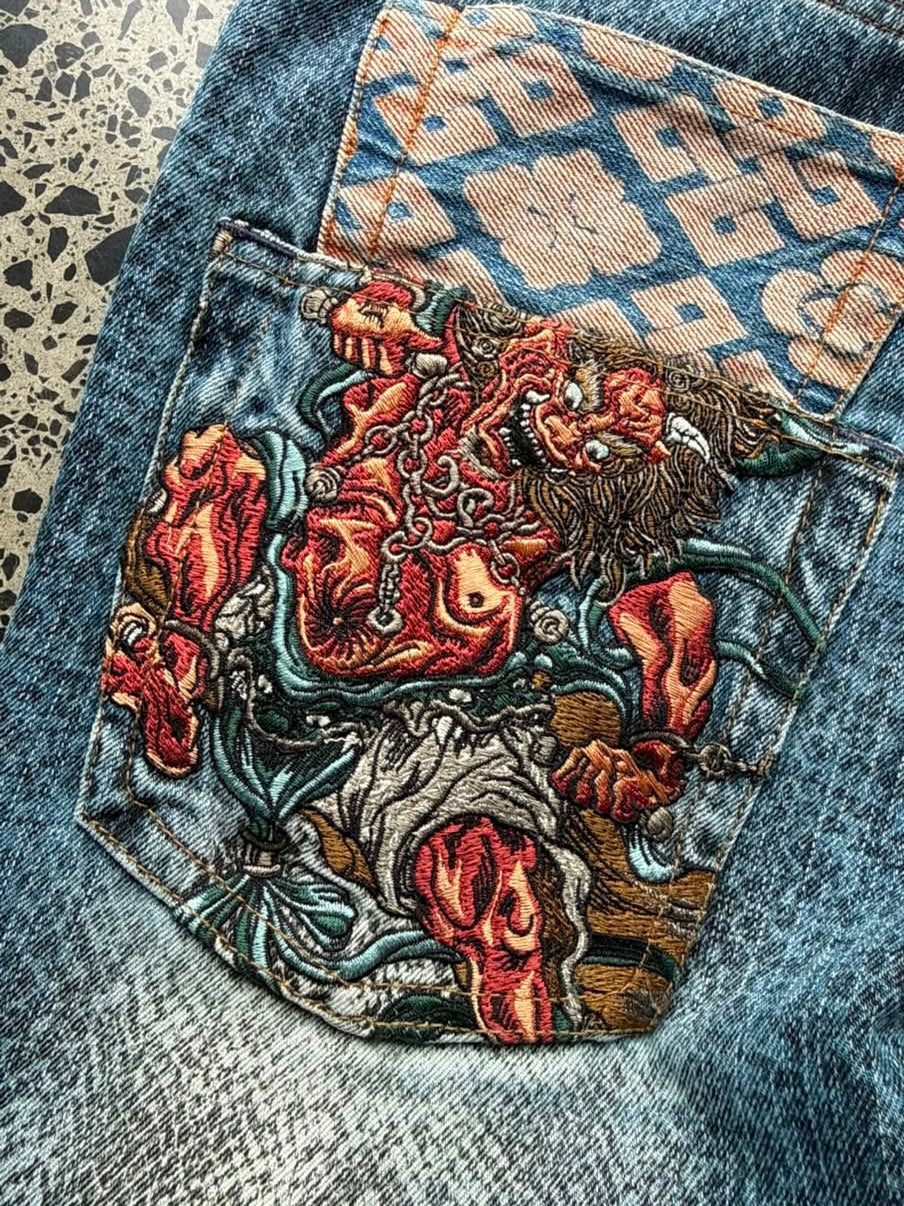 GRAIL Japanese Karakuri Tamashii Demon Warrior Embroidered Denim Jeans - 30W