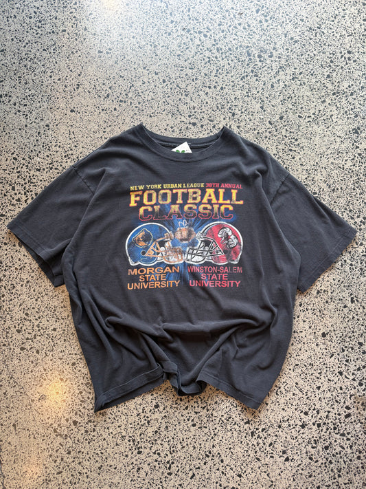 Cop this 2009 American Football graphic University tee. This one is tuff with clean Morgan State Bears and Winston Salem University club graphics across the front and back of the shirt - 2XL 