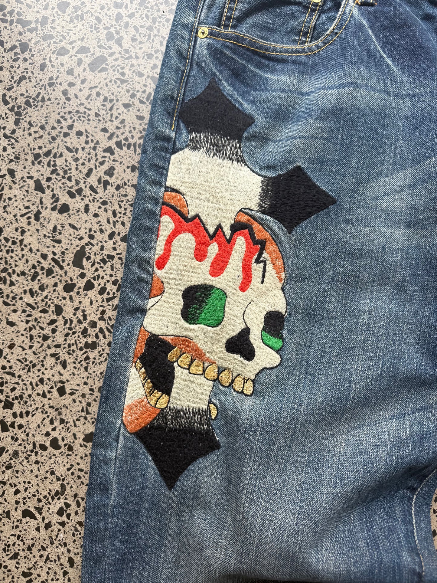 Ed Hardy Skull & Cross Embroidered Denim Jeans – 36W x 32L