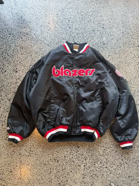Early 2000’s Portland NBA  'Trail Blazers' Black Bomber Jacket - 3XL