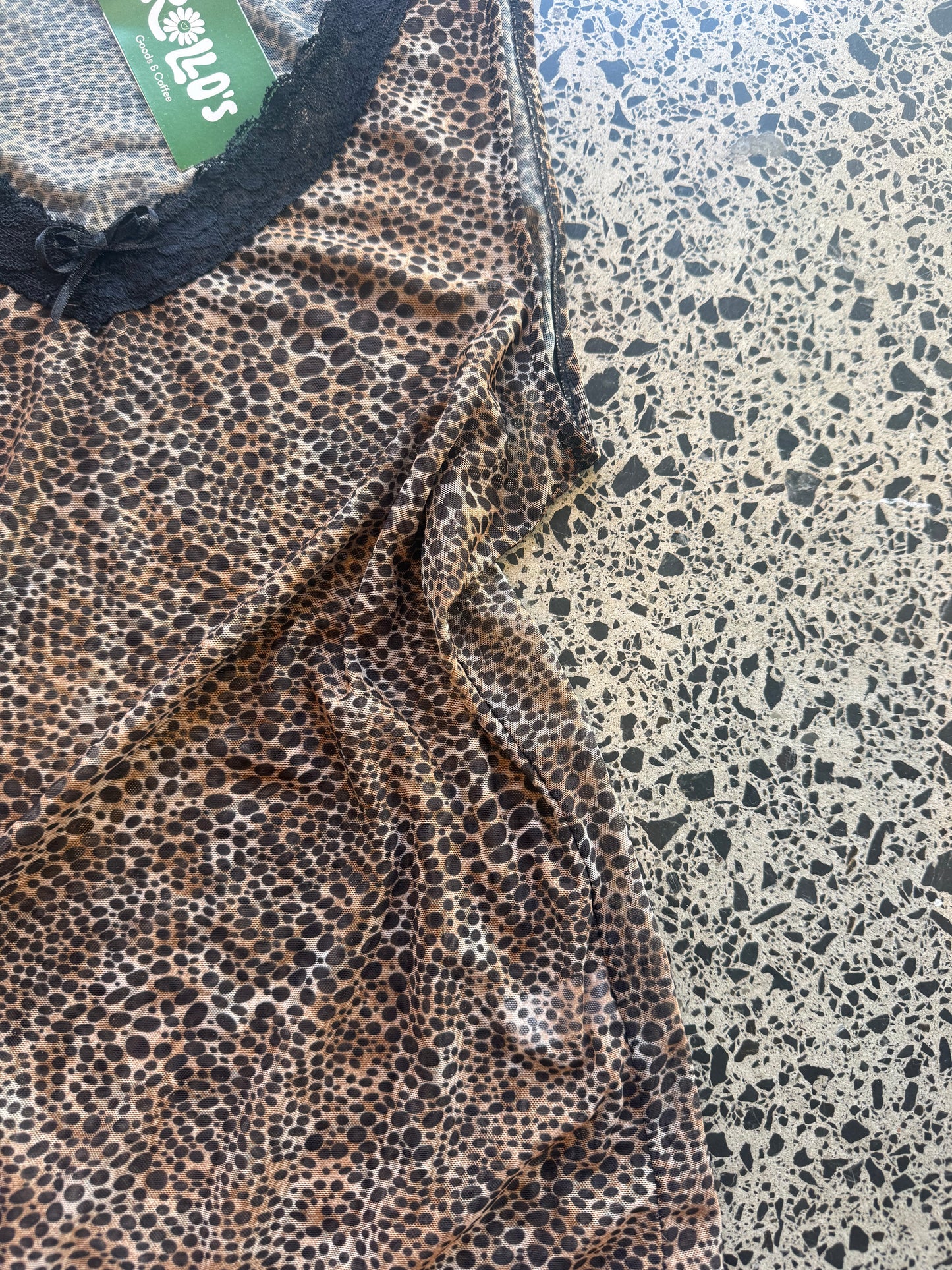 Cheetah Singlet top - size M 