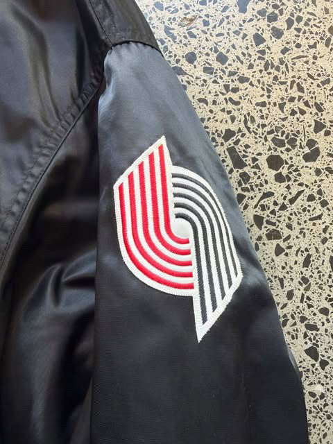 Early 2000’s Portland NBA  'Trail Blazers' Black Bomber Jacket - 3XL