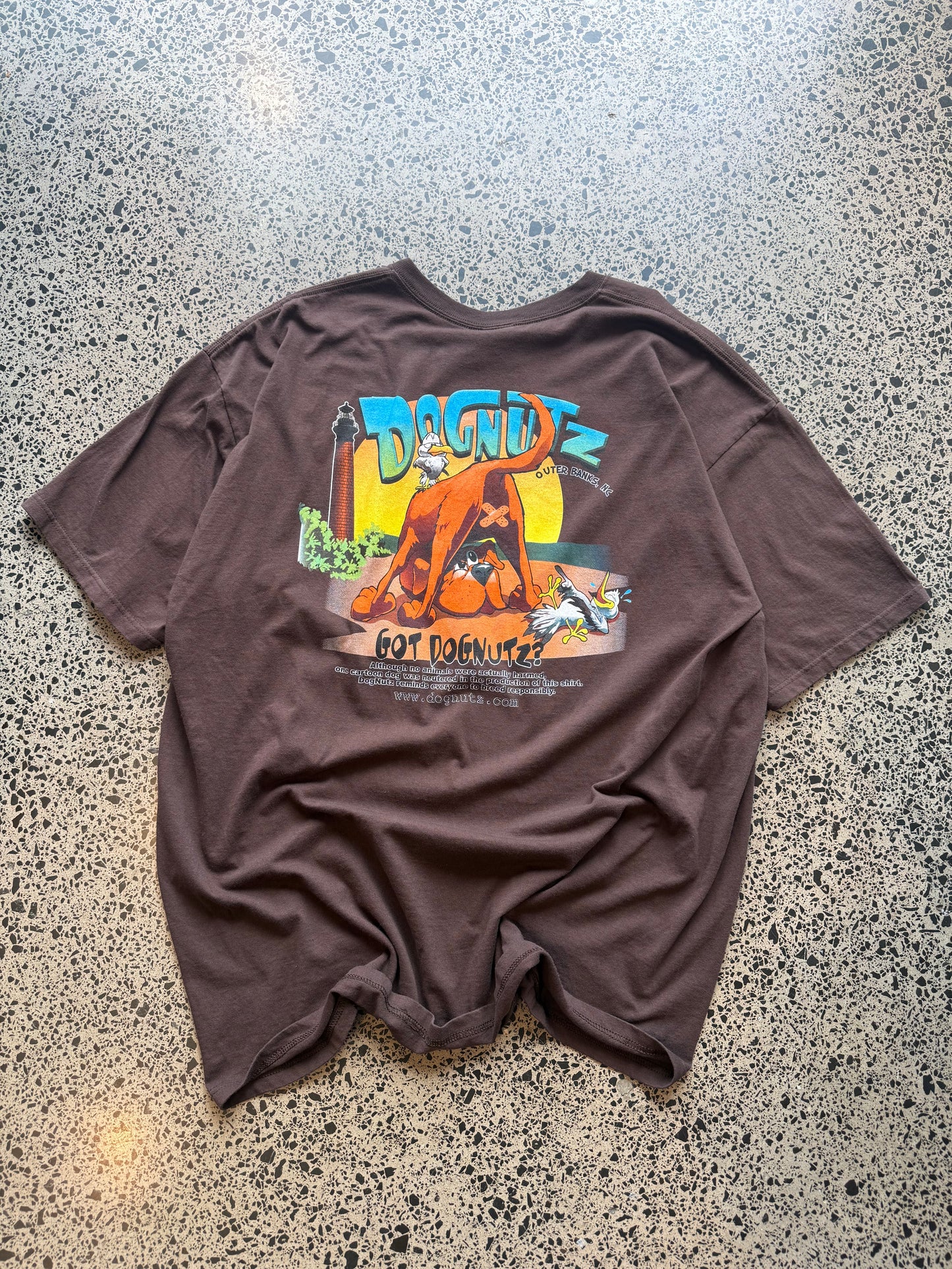 Cop this Dognutz, Outer Banks CA graphic tee on a brown base - 3XL