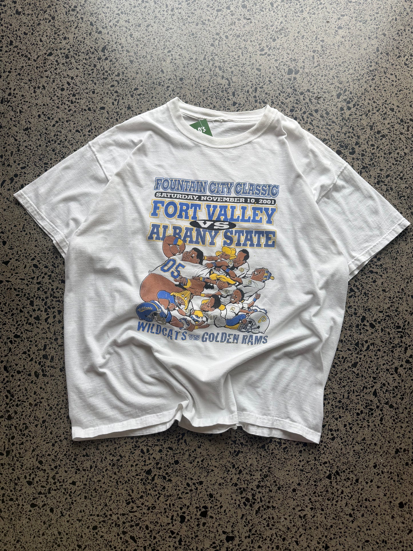 2001 Wildcats vs Golden Rams American Football Graphic Tee - 2XL
