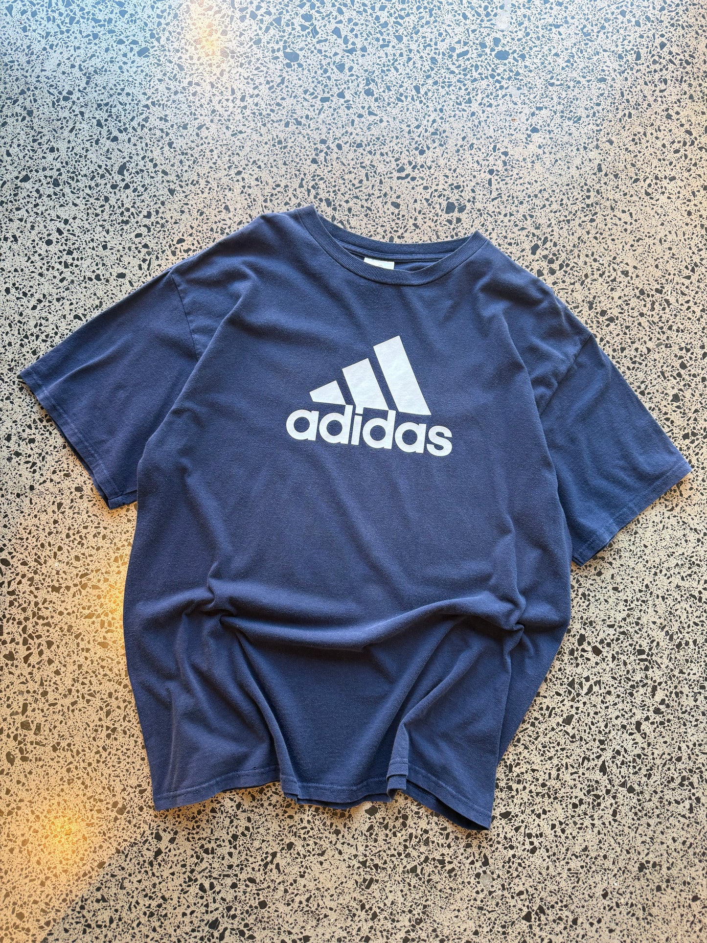 90's Adidas Logo Tee - L