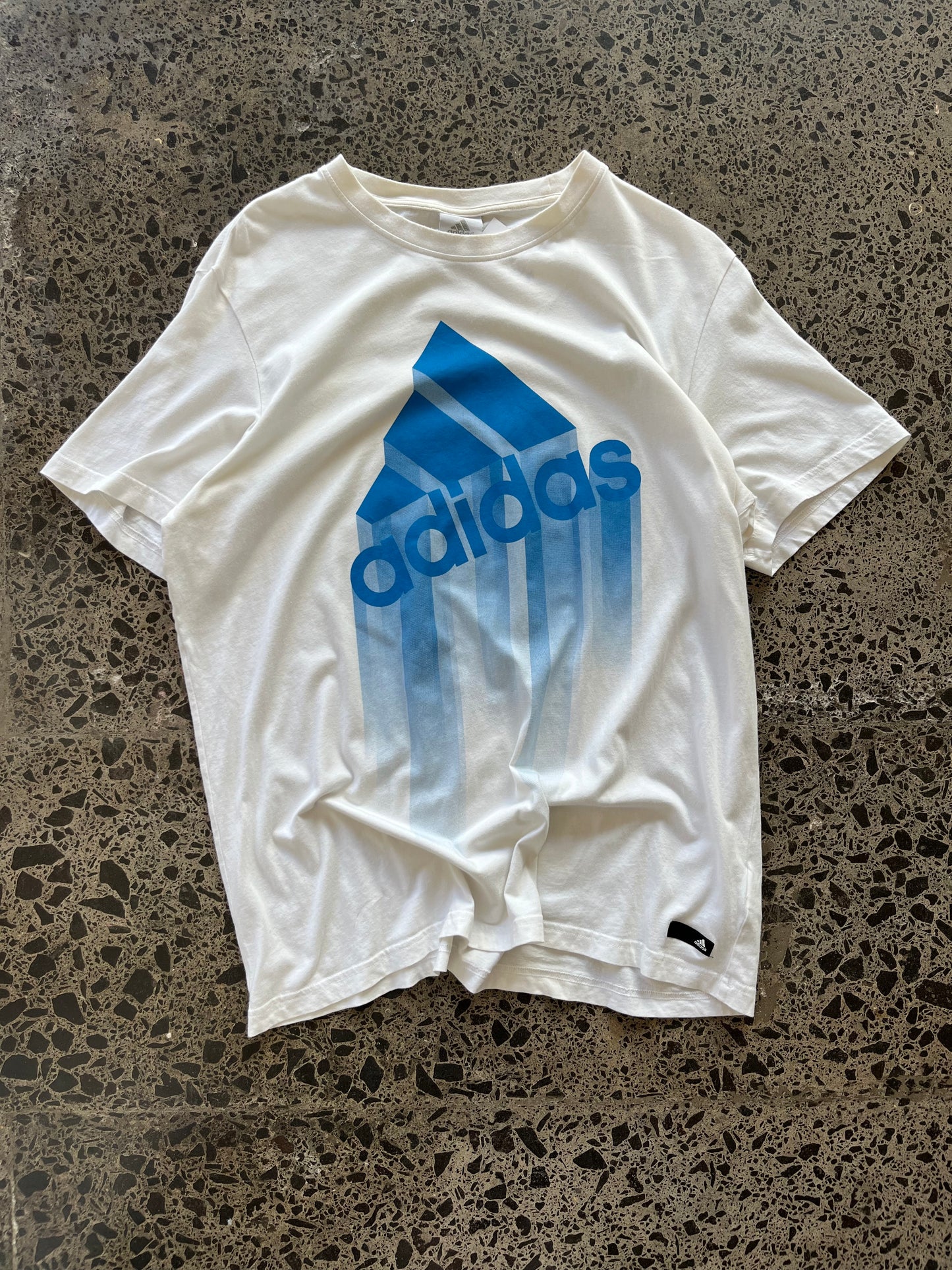 y2k Graphic Adidas T-shirt - Large