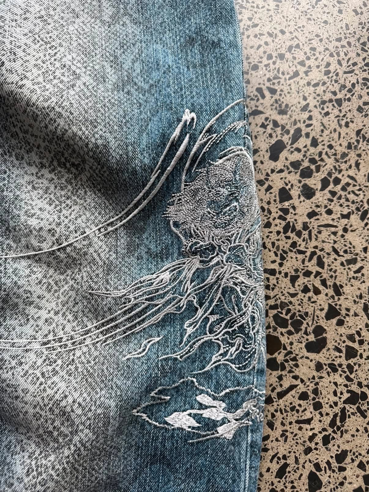 GRAIL Japanese Karakuri Tamashii Demon Warrior Embroidered Denim Jeans - 30W