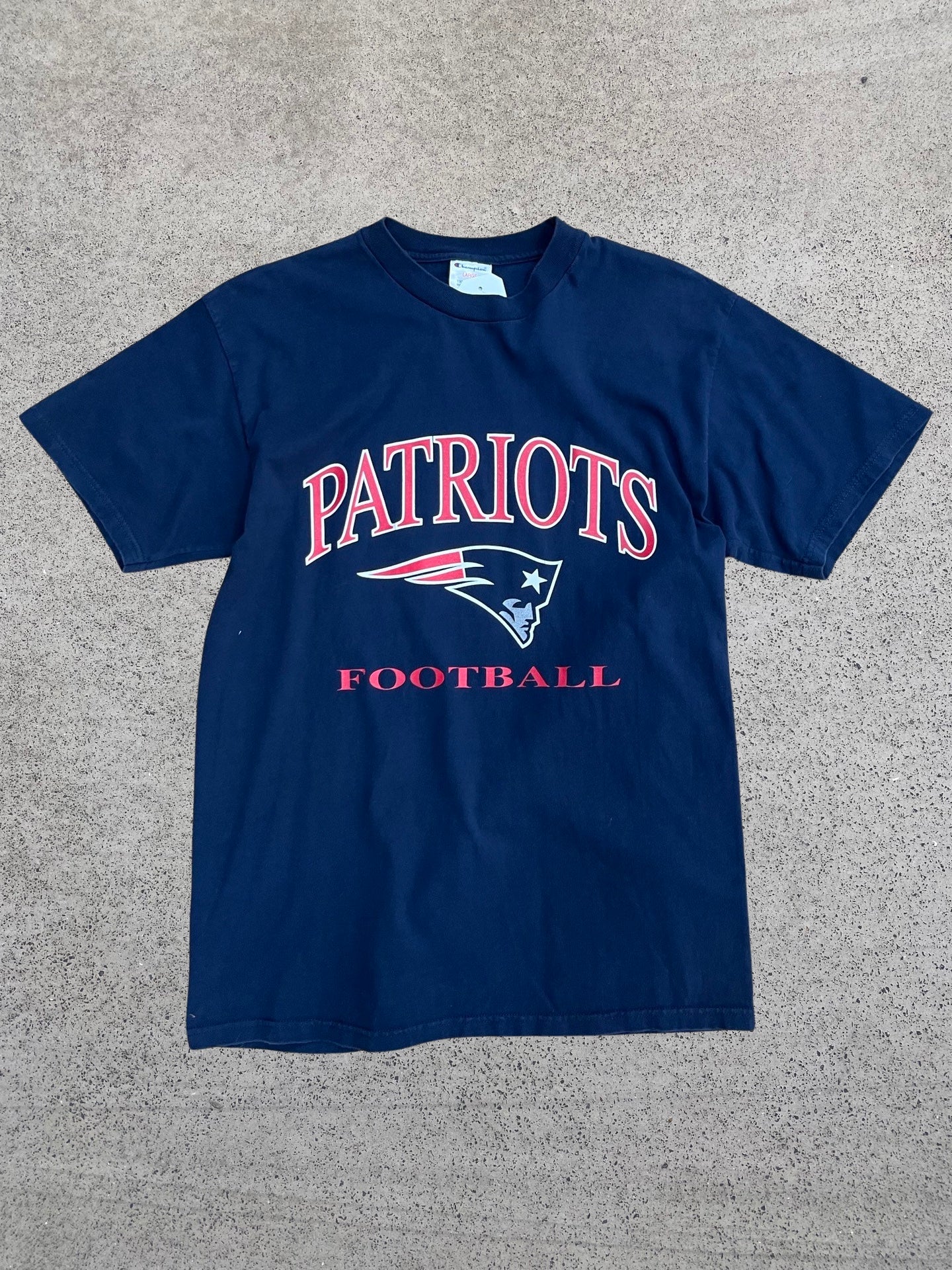 90's/early 2000's American Football Patriots team T