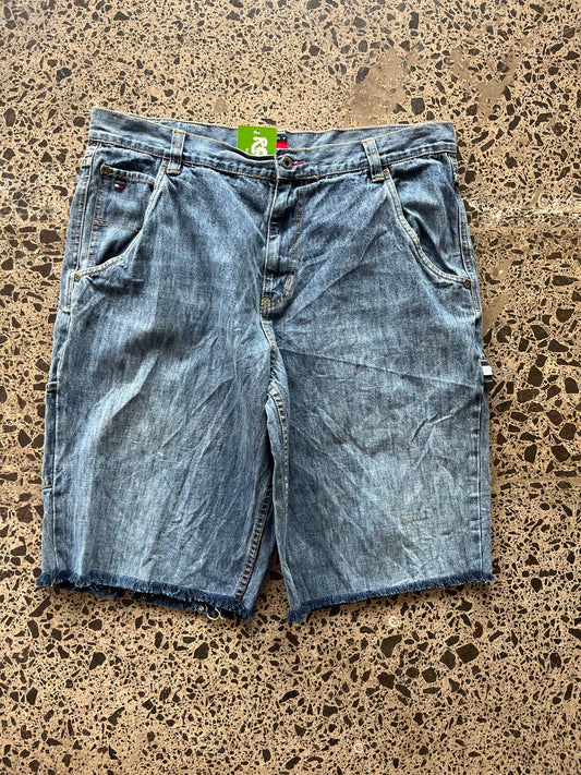 Tommy Hilfiger Cut Jean Jorts - 36W